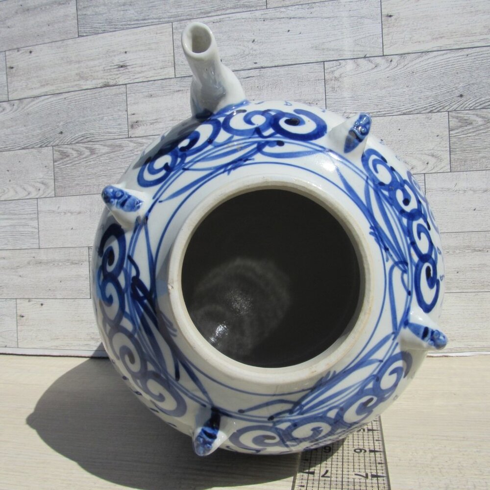 VTG Chinese Chinoiserie Water Jug Wine Oil Pot Cobalt Blue & White Pottery - Picture 9 of 13